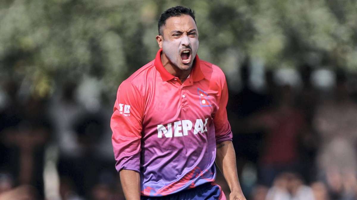 नेपाली क्रिकेट कप्तान पारस खड्काद्दारा कप्तानी पदबाट राजिनामा