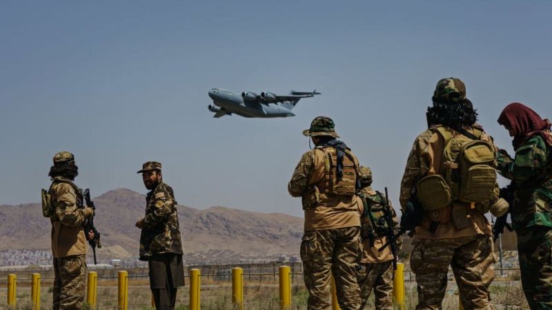 झन्डै २० वर्षपछि अफगानिस्तानबाट पूर्ण रूपमा अमेरिकी  सेना फिर्ता